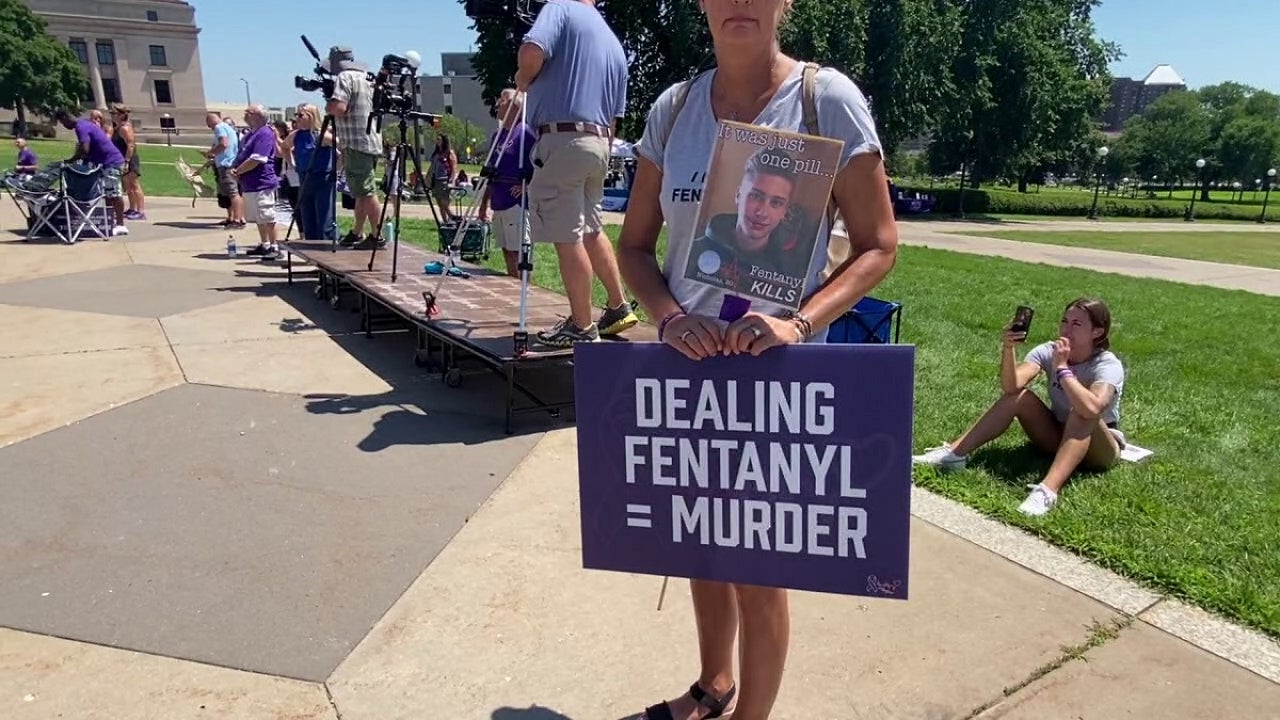 Opioid prevention advocates rally at Minnesota Capitol with new urgency