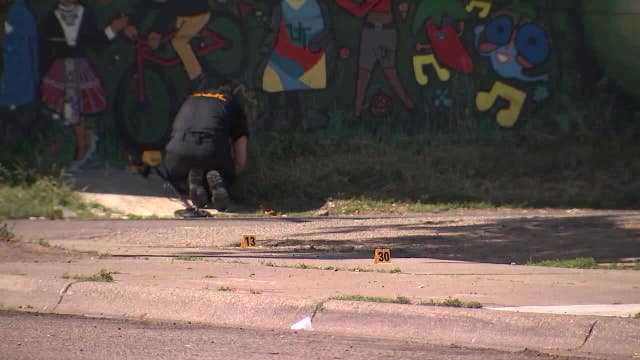 Man in his 50s found fatally shot on St. Paul sidewalk