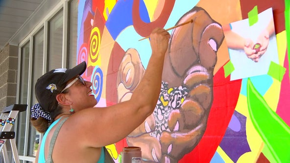 Mural celebrates North Minneapolis grocery store's 5th anniversary