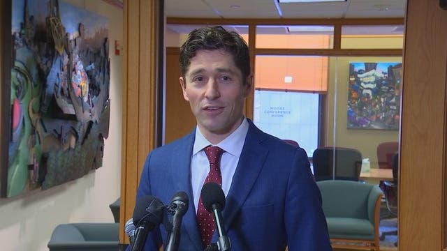 Minneapolis mayor signs ‘reproductive haven’ executive order