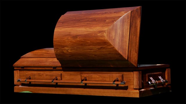 'Dead' 3-year-old wakes up at her own funeral