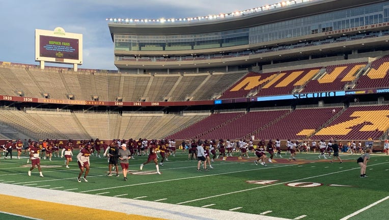 Gopher fans turn out for Family Day at Huntington Bank Stadium