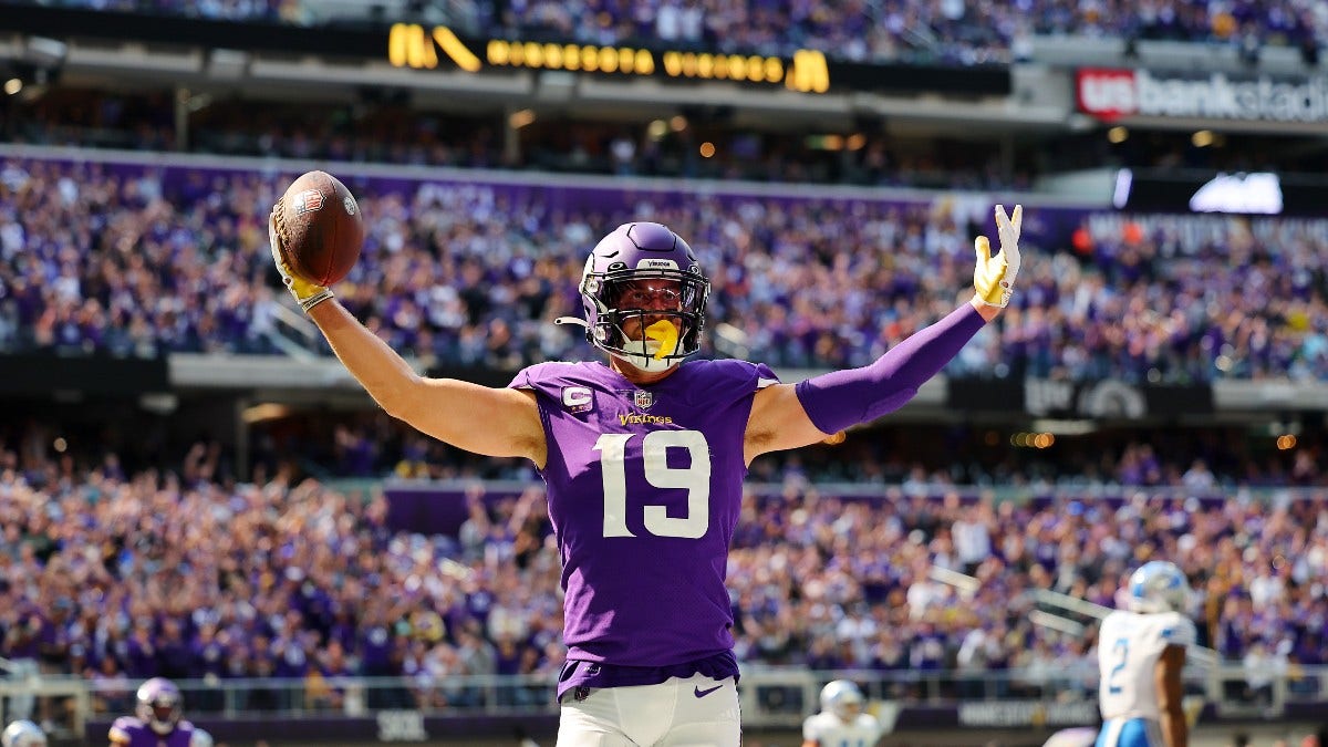 Vikings waive WR Adam Thielen after being healthy scratch at Seattle