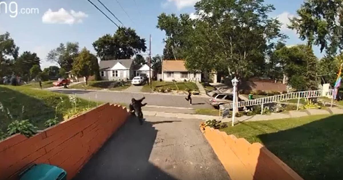 shows children running away after shots fired near bus stop in Crystal, Minn. | FOX 9 Minneapolis-St. Paul