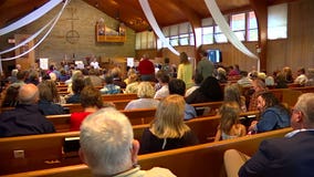 134-year-old Hopkins church holds its final service