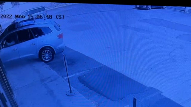 Watch: Woman drives through West St. Paul liquor store