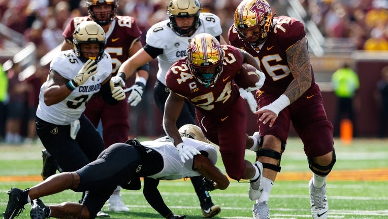 Gophers dominate Colorado 49-7 to start 3-0, lose Chris Autman