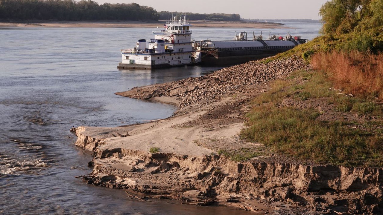 mississippi river shipwrecks found