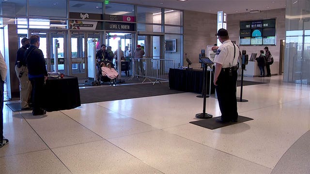 Mall of America testing out metal detectors at one entrance