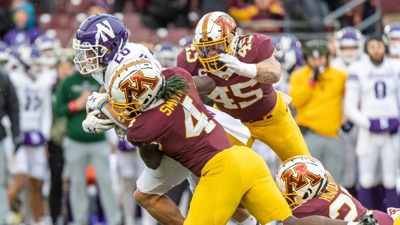 minnesota golden gophers football game today