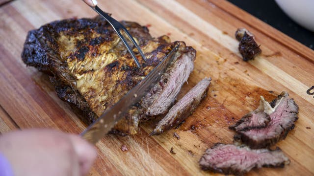 Restaurant says customer called 911 over ‘pink BBQ’