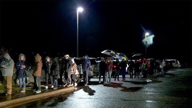 Chisago City residents left waiting for hours to vote; county brings in extra machine