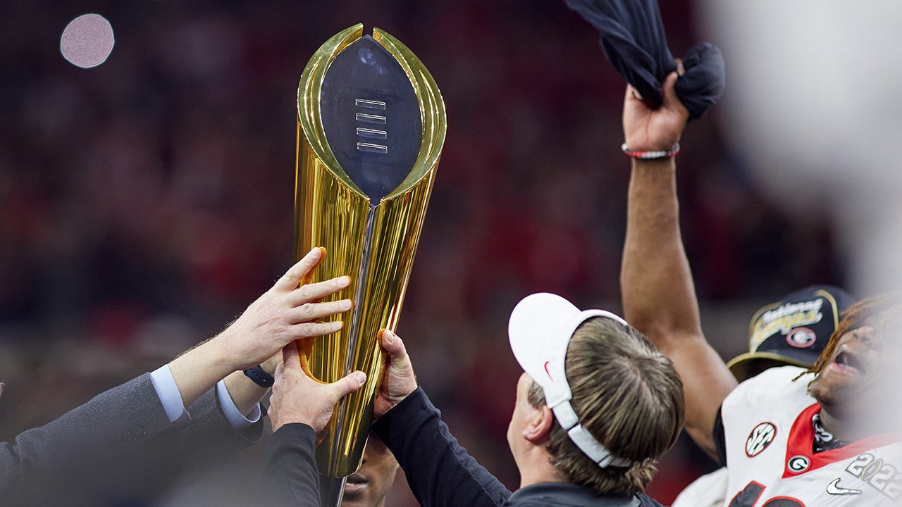 College Football Playoff Will Expand to 12 Teams - The New York Times