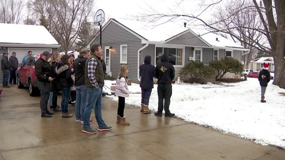 Minnesota girl battling cancer gets special Christmas surprise
