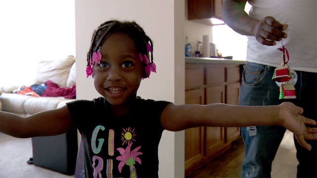 FOX 9 viewers deliver Christmas tree surprise for 3-year-old girl who survived Minneapolis shooting