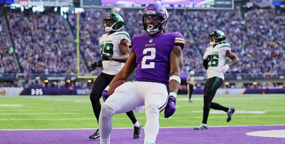 Vikings Ground The Jets And Are Flying High in The NFC! - 10,000 Takes