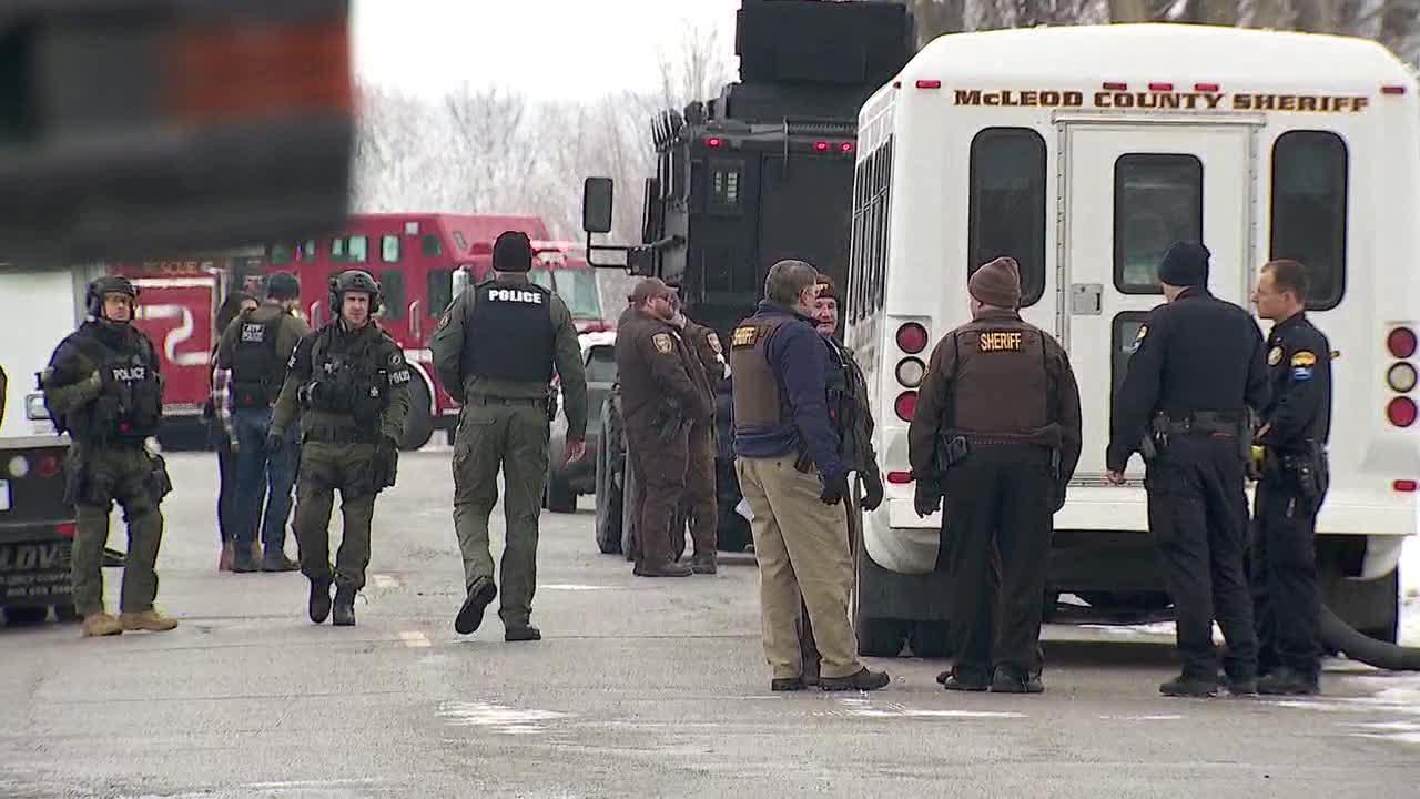 Standoff ends after 2 deputies shot in Winsted; suspect dead