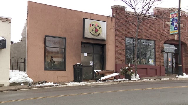 Osceola community rallies around business owners after fire downtown