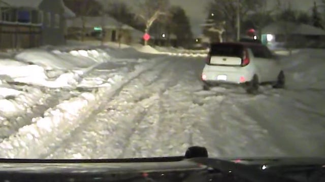 Minneapolis snow emergency day 2, side streets remain messy