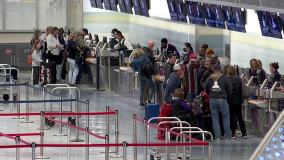 Holiday travel: MSP airport expects passenger increase next two days