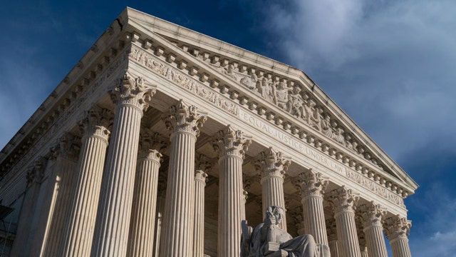 Supreme Court seems to favor social media companies in terror case