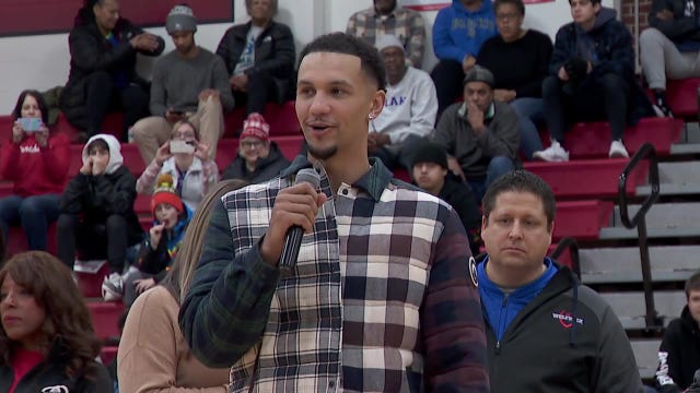 Jalen Suggs has jerseys retired at Minnehaha Academy