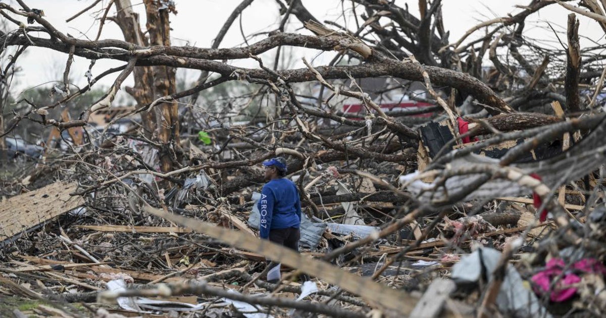 Recovery from deadly Mississippi tornado tough for low-income residents ...