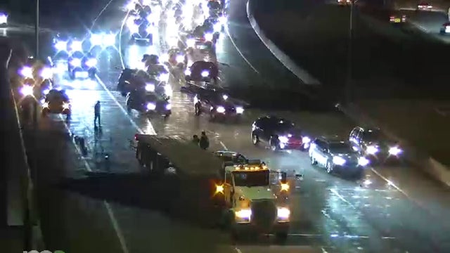 Video: Semi loses load, causing crash on Hwy 100 at 394