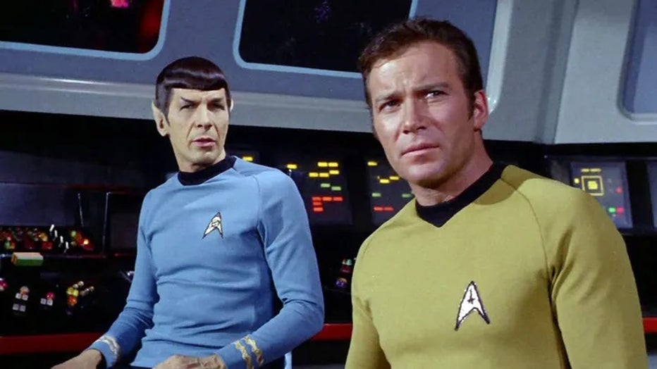 Getty_WilliamShatner_LeonardNimoy_StarTrek.jpg