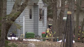 Elderly woman pulled from Mounds View house fire