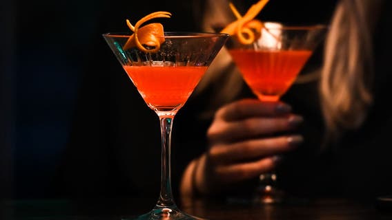 Bill would allow 14-year-olds to serve alcohol in Wisconsin