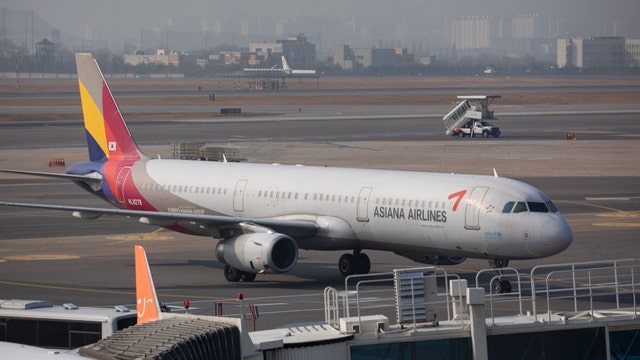 Passenger opens plane door during flight in South Korea; 12 people injured slightly