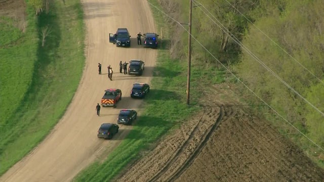 Police: Man arrested after manhunt in Scott County woods