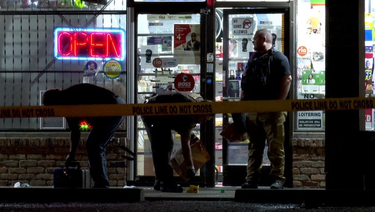 officers at scene of shooting