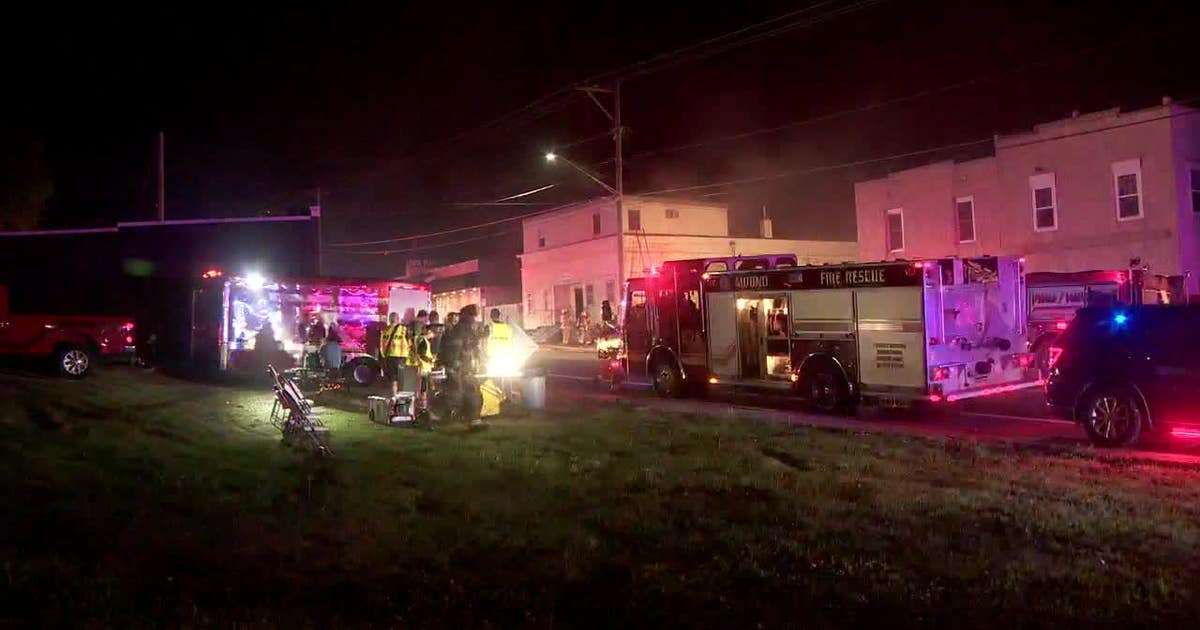 Loretto apartment fire: 2 people rescued from third floor | FOX 9 ...