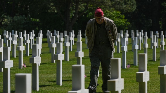 WWII veterans return to Utah Beach to honor D-Day on 79th anniversary