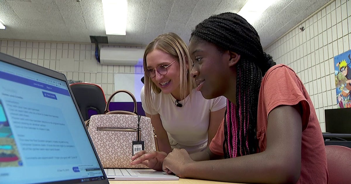 ‘Girls Who Code’ mentor hopes to inspire younger female generation ...