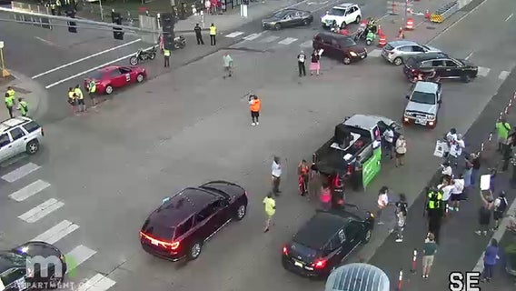 Protest blocks traffic outside Minnesota State Fair gates