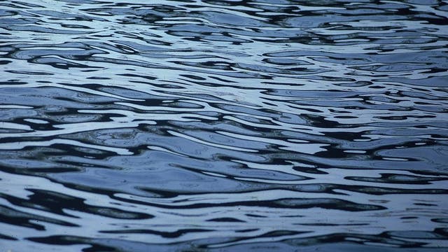 2 bodies recovered from Wisconsin lake after apparent drowning