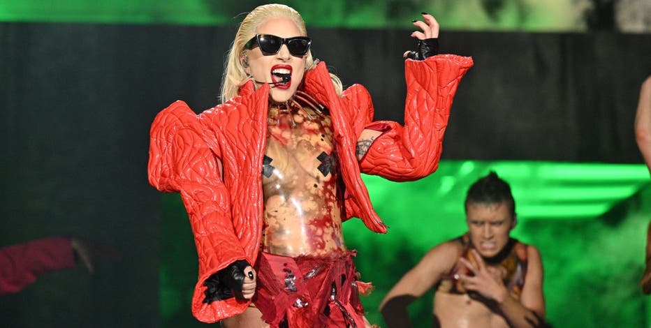 PAUL MOCARTNEY LADY GAGA マキシマムザホルモン等 5点 GettyImages-1412301470.jpg?ve=