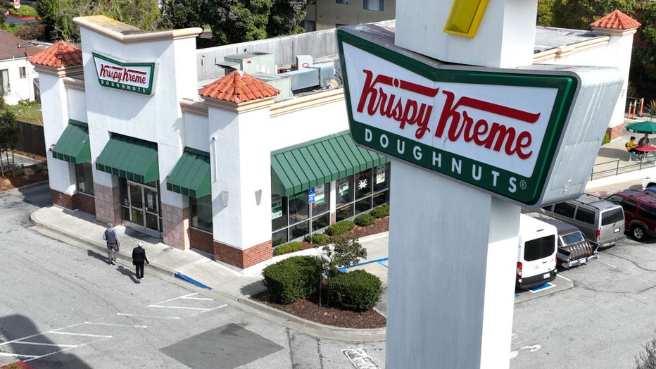 Krispy-Kreme-shop.jpg