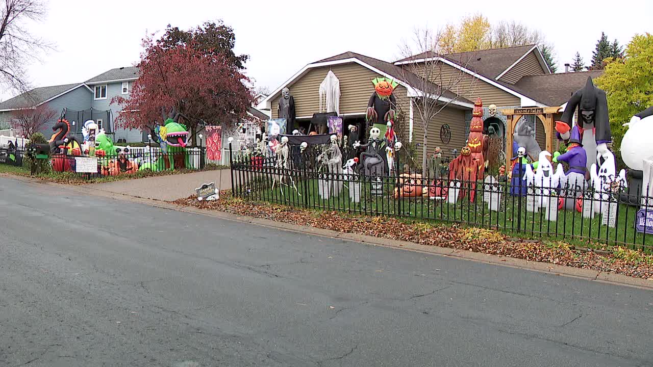 Farmington’s ‘Mr. Halloween’ uses spooky spectacle to feed community