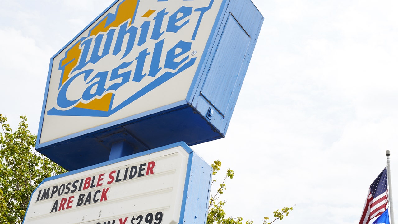Lake Street White Castle closes, leaving Minneapolis with only 1