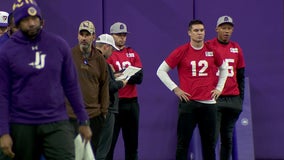 Vikings fans divided over who should start at QB