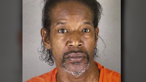 Man found driving with young child on lap charged with DWI, child endangerment