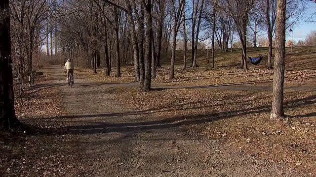 Records set on green Christmas and Christmas Eve in the Twin Cities