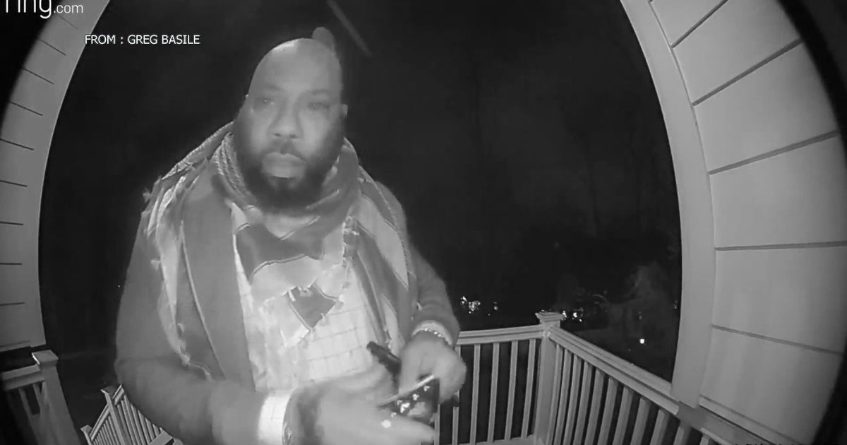 Man desperate to find Good Samaritan who returned his wallet in act of ...