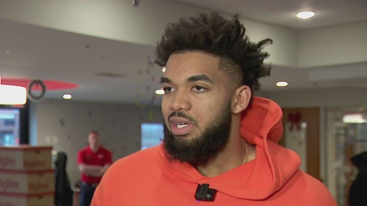 Karl-Anthony Towns hosts annual coat drive with nonprofit YouthLink