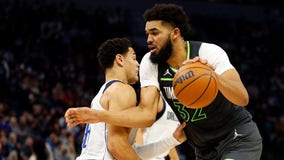 Timberwolves' Karl-Anthony Towns has successful knee surgery