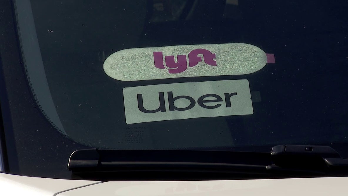Minnesota gas prices hit $4.18: Uber and Lyft drivers say fuel discounts aren't enough